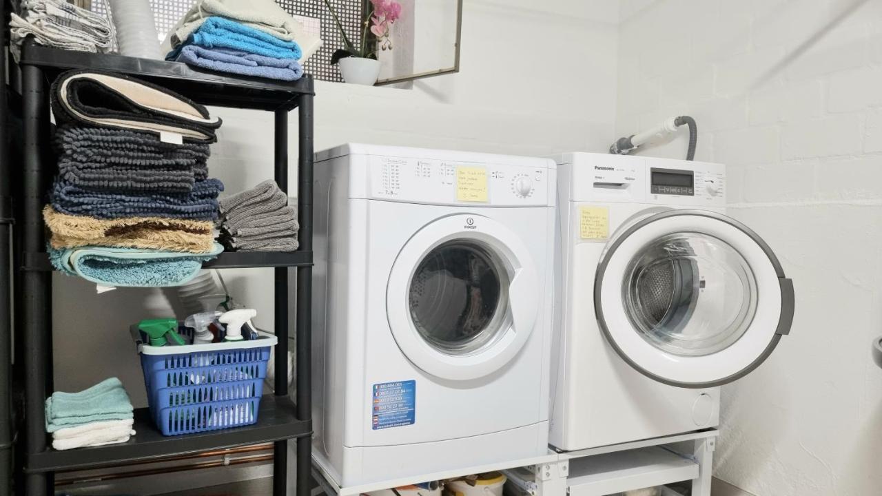 Moderne Kellerwohnung Fuer Handwerker Zwischen Braunschweig Und Wolfsburg, Mit Internet, Kueche, Parkplatz, 24H Check-In Schandelah Екстер'єр фото